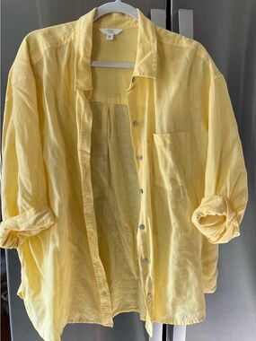 Time and Tru Pale Yellow Button-Down Linen Shirt